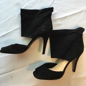 Steve Madden “triumph” heels